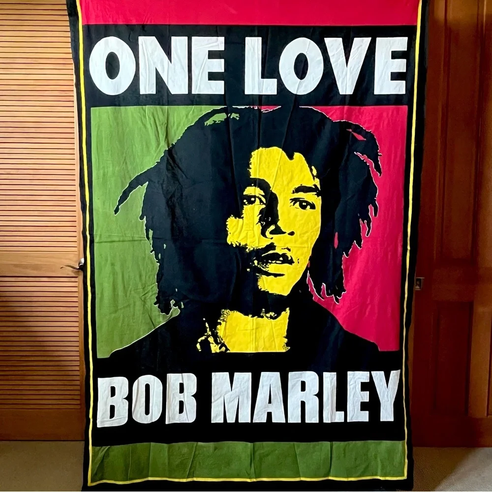 Vintage Bob Marley ONE LOVE Wall Tapestry 54 in x 80 in Red Green Yellow Black
